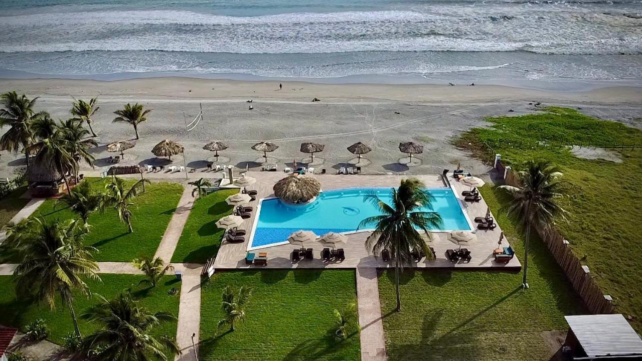 Hotel Tesoro Beach San Luis La Herradura Exterior foto