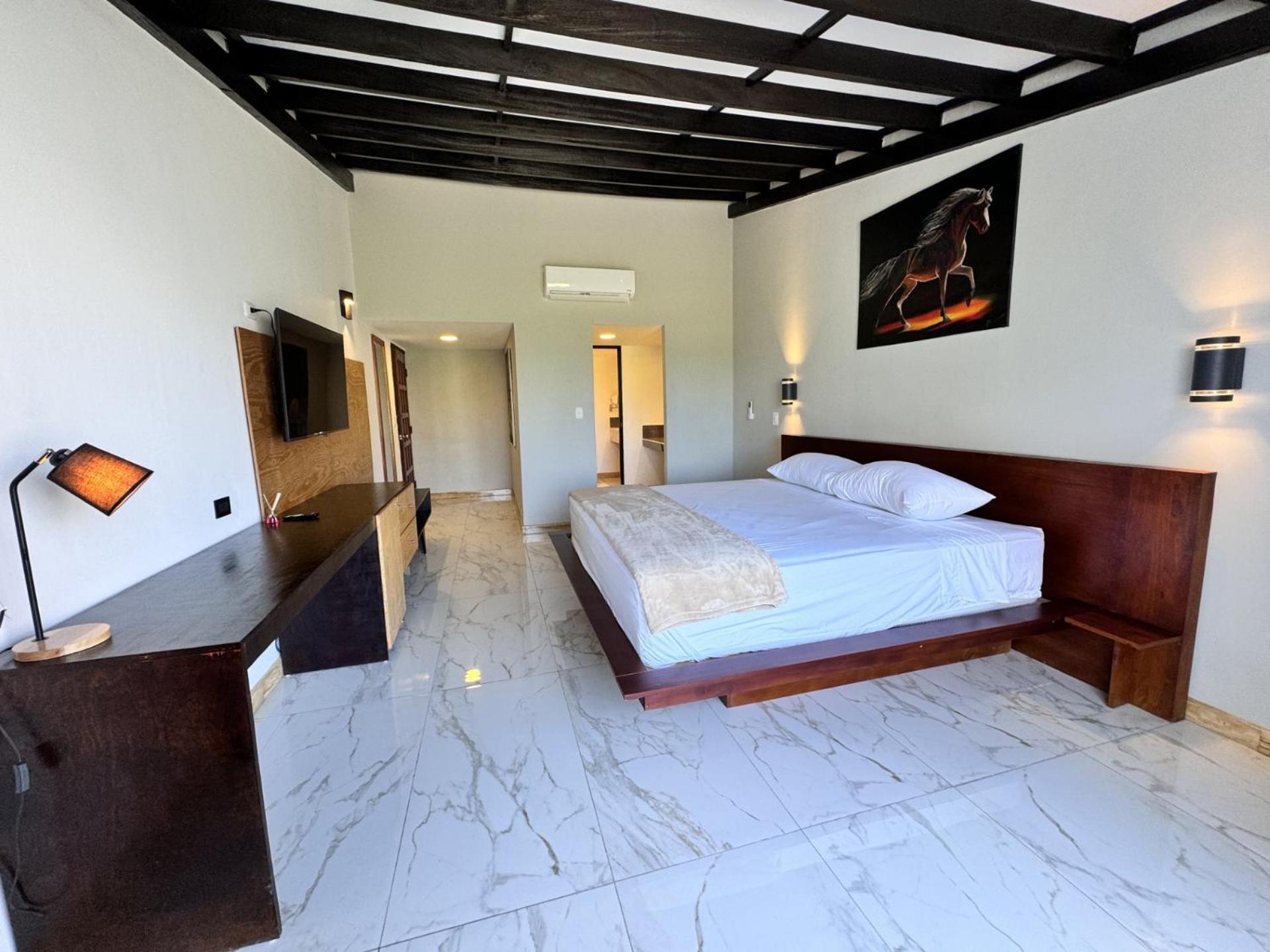 Hotel Tesoro Beach San Luis La Herradura Exterior foto